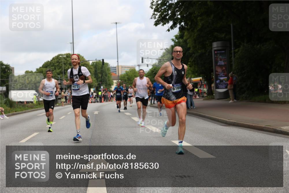 29.06.2025 - hella hamburg halbmarathon Yannick Fuchs http://msf.ph/oto/8185630 29.06.2025 10:29:32 20KM 1002, 1217, 1562, 4477, 5048, 5152, 6169, 6878, 7628, 7972, 8395, 8864, 9686, 11661, 12369, 14069, 14388, 14603, 15991, 16140, 16712, 16963, 17014, 18419, 18837, 19022 meine-sportfotos.de
