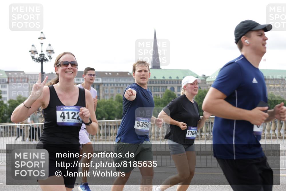 29.06.2025 - hella hamburg halbmarathon Jannik Wohlers http://msf.ph/oto/8185635 29.06.2025 10:23:32 Lombardsbrücke 1444, 1545, 2489, 3013, 4122, 4597, 4990, 5039, 5055, 5258, 5260, 5358, 5661, 5954, 7013, 7426, 8141, 8149, 8502, 8676, 8717, 9217, 9603, 11044, 11347, 11415, 11454, 13149, 14521, 15352, 15739, 15853, 17385, 17513, 17595, 18091, 18210, 18314, 18745, 18998, 19017 meine-sportfotos.de