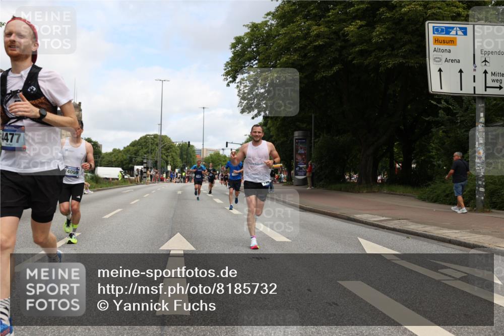 29.06.2025 - hella hamburg halbmarathon Yannick Fuchs http://msf.ph/oto/8185732 29.06.2025 10:29:34 20KM 1002, 1217, 1562, 4477, 5048, 5152, 6169, 6878, 7628, 7972, 8395, 8864, 9686, 12204, 12369, 14069, 14388, 14603, 14952, 15991, 16140, 16712, 16963, 17014, 18419, 19022 meine-sportfotos.de