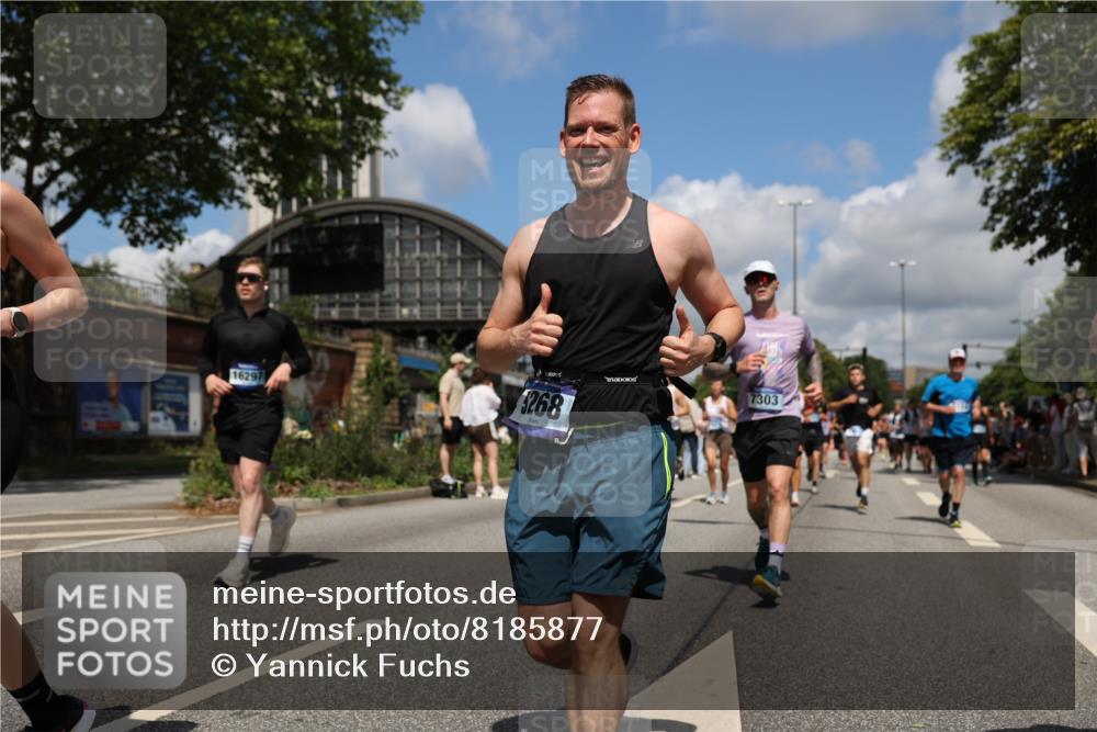 29.06.2025 - hella hamburg halbmarathon Yannick Fuchs http://msf.ph/oto/8185877 29.06.2025 11:39:01 20KM 1961, 2038, 2054, 2134, 2313, 2766, 2858, 2976, 3216, 3344, 3398, 3808, 4245, 5059, 5224, 5268, 5654, 6153, 7124, 7303, 7431, 7927, 7983, 8107, 8243, 8811, 8967, 9243, 9978, 10644, 10888, 10901, 11175, 11332, 11464, 12152, 12218, 12343, 12439, 12654, 12903, 12904, 13861, 13877, 13903, 14002, 14127, 14134, 14937, 14959, 15030, 15852, 15876, 15933, 16232, 16297, 16837, 17339, 17744, 17868, 18280, 18283, 18934, 18935, 19168 meine-sportfotos.de