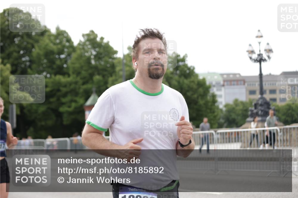 29.06.2025 - hella hamburg halbmarathon Jannik Wohlers http://msf.ph/oto/8185892 29.06.2025 10:23:33 Lombardsbrücke 1444, 1545, 2489, 3013, 3185, 4122, 4597, 4990, 5039, 5055, 5258, 5260, 5358, 5661, 5954, 7013, 7426, 8141, 8149, 8502, 8676, 8717, 9217, 9603, 11044, 11347, 11415, 11454, 13149, 15352, 15739, 15853, 17385, 17513, 17595, 18091, 18210, 18314, 18745, 18998, 19017 meine-sportfotos.de