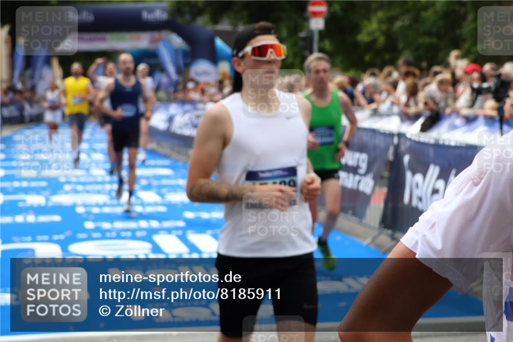 29.06.2025 - hella hamburg halbmarathon Zöllner http://msf.ph/oto/8185911 29.06.2025 10:33:32 Ziel 4602, 8956, 15326, 16931, 17056, 17489, 18731, 18854 meine-sportfotos.de