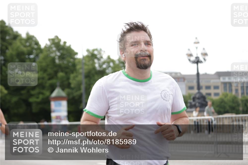29.06.2025 - hella hamburg halbmarathon Jannik Wohlers http://msf.ph/oto/8185989 29.06.2025 10:23:33 Lombardsbrücke 1444, 1545, 2489, 3013, 3185, 4122, 4597, 4990, 5039, 5055, 5258, 5260, 5358, 5661, 5954, 7013, 7426, 8141, 8149, 8502, 8676, 8717, 9217, 9603, 11044, 11347, 11415, 11454, 13149, 15352, 15739, 15853, 17385, 17513, 17595, 18091, 18210, 18314, 18745, 18998, 19017 meine-sportfotos.de