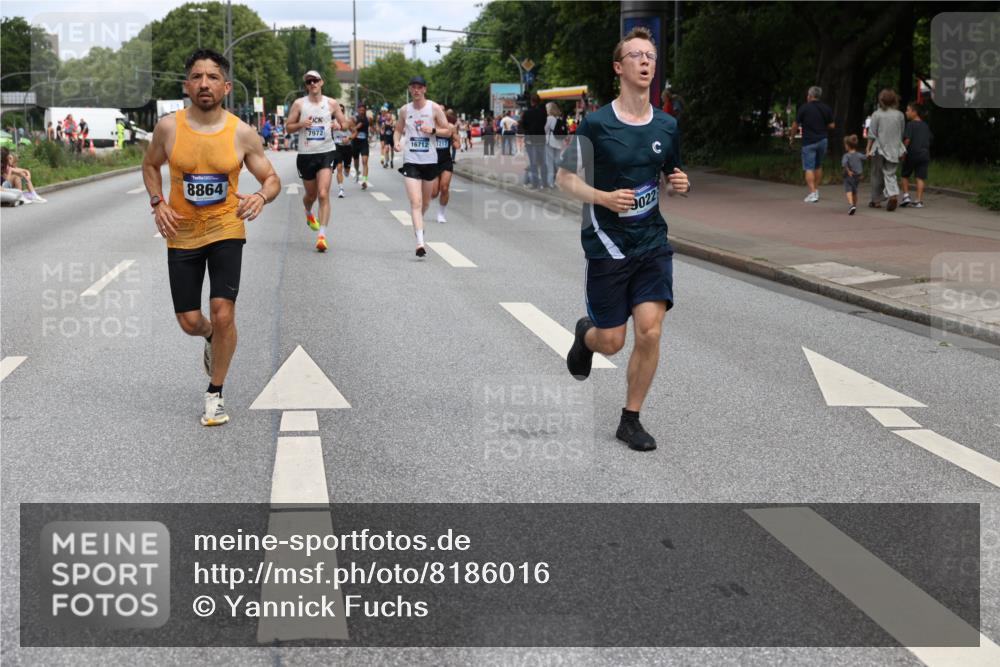 29.06.2025 - hella hamburg halbmarathon Yannick Fuchs http://msf.ph/oto/8186016 29.06.2025 10:29:41 20KM 1217, 1562, 4477, 5152, 5554, 6169, 7867, 7972, 8395, 8864, 8901, 12204, 12369, 14069, 14388, 14603, 14629, 14952, 15391, 15991, 16140, 16712, 16811, 16963, 16964, 17643, 18220, 18419, 19022 meine-sportfotos.de