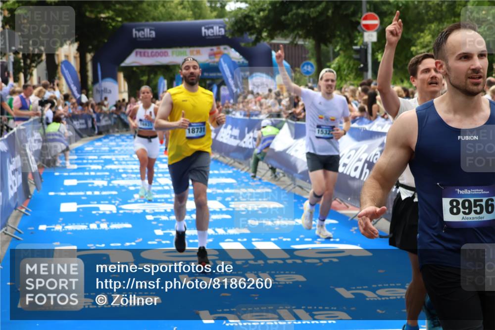 29.06.2025 - hella hamburg halbmarathon Zöllner http://msf.ph/oto/8186260 29.06.2025 10:33:35 Ziel 1053, 4602, 8312, 15326, 16931, 18731, 18854 meine-sportfotos.de