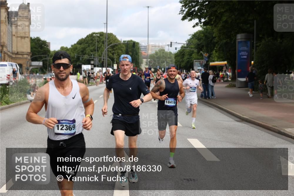 29.06.2025 - hella hamburg halbmarathon Yannick Fuchs http://msf.ph/oto/8186330 29.06.2025 10:29:47 20KM 1217, 1562, 4740, 5269, 5554, 6704, 7466, 7867, 7972, 8395, 8864, 8901, 10771, 11559, 12204, 12369, 12751, 14388, 14603, 14629, 14952, 15390, 15391, 15991, 16140, 16177, 16695, 16712, 16811, 16963, 16964, 17643, 17826, 18183, 18220, 18419, 19022 meine-sportfotos.de