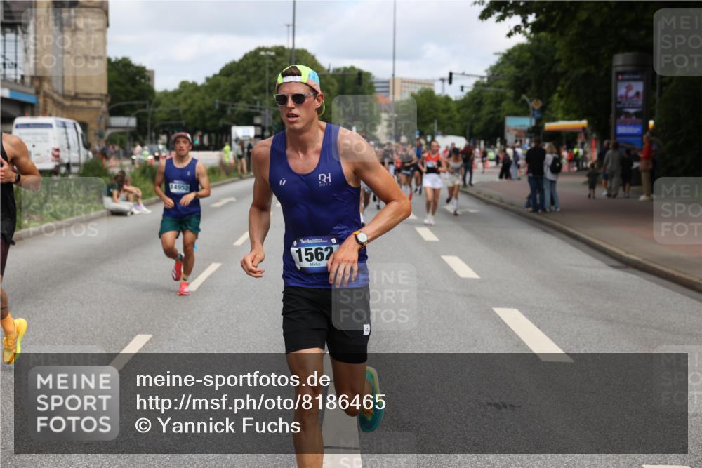 29.06.2025 - hella hamburg halbmarathon Yannick Fuchs http://msf.ph/oto/8186465 29.06.2025 10:29:53 20KM 57, 1217, 1344, 1562, 4740, 4944, 5269, 5554, 6704, 7466, 7867, 7972, 8901, 10771, 11559, 11898, 12204, 12369, 12751, 14603, 14629, 14952, 15390, 15391, 15991, 16140, 16177, 16695, 16712, 16811, 16963, 16964, 17022, 17643, 17826, 18183, 18220, 18237, 18419, 19022 meine-sportfotos.de