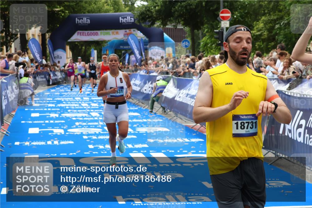29.06.2025 - hella hamburg halbmarathon Zöllner http://msf.ph/oto/8186486 29.06.2025 10:33:37 Ziel 1053, 2836, 8312, 14975, 15326, 16931, 17191, 18854 meine-sportfotos.de