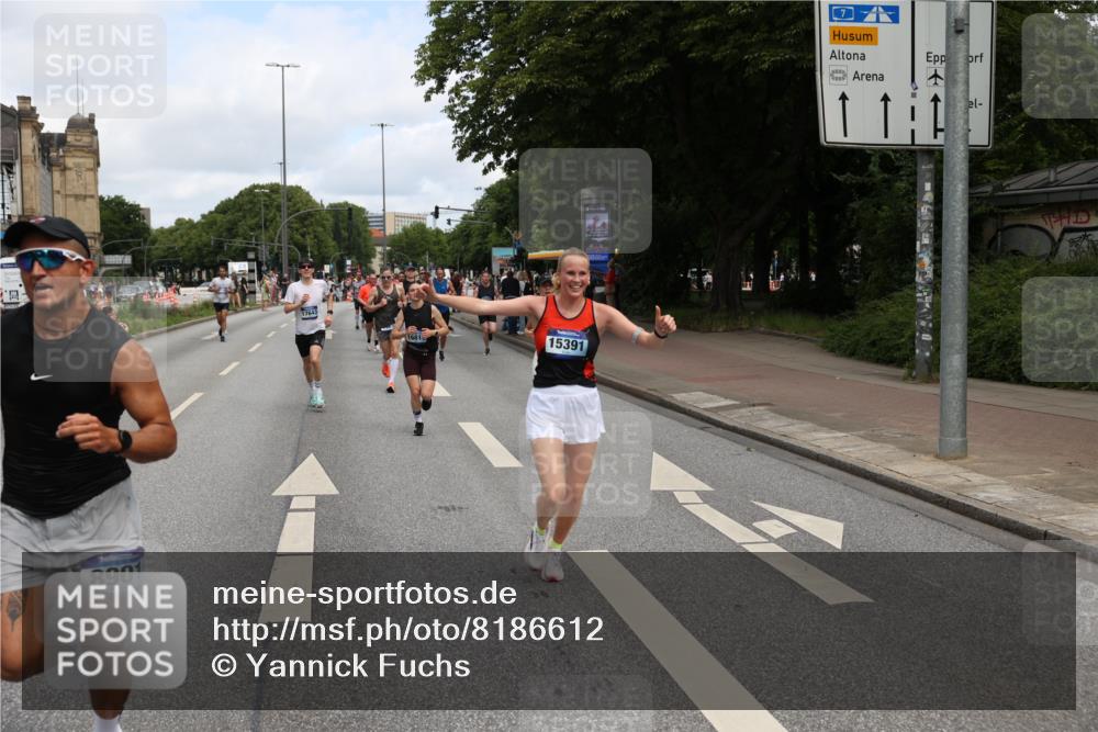 29.06.2025 - hella hamburg halbmarathon Yannick Fuchs http://msf.ph/oto/8186612 29.06.2025 10:29:58 20KM 57, 1344, 1562, 4740, 4944, 5269, 5554, 6704, 7466, 7867, 8901, 10771, 11559, 11898, 12044, 12204, 12751, 14629, 14952, 15390, 15391, 15991, 16140, 16177, 16695, 16811, 16963, 16964, 17022, 17643, 17826, 18183, 18220, 18237 meine-sportfotos.de
