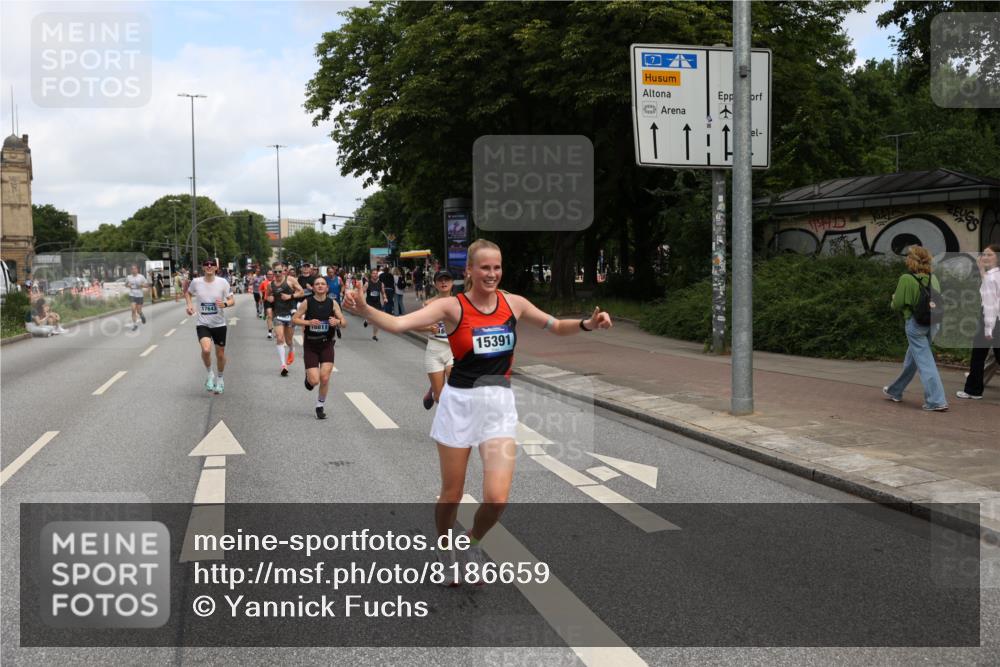 29.06.2025 - hella hamburg halbmarathon Yannick Fuchs http://msf.ph/oto/8186659 29.06.2025 10:29:59 20KM 57, 1344, 1562, 4050, 4740, 4944, 5269, 5554, 6704, 7466, 7867, 8901, 10771, 11559, 11898, 12044, 12204, 12751, 14629, 14841, 14952, 15390, 15391, 16140, 16177, 16695, 16811, 16963, 16964, 17022, 17643, 17826, 18183, 18220, 18237 meine-sportfotos.de