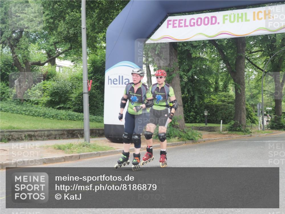 29.06.2025 - hella hamburg halbmarathon KatJ http://msf.ph/oto/8186879 29.06.2025 09:25:12 Zwischen KM18-KM19  meine-sportfotos.de