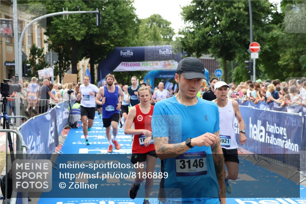 29.06.2025 - hella hamburg halbmarathon Zöllner http://msf.ph/oto/8186889 29.06.2025 10:43:28 Ziel 2653, 3146, 3928, 5436, 5506, 8664, 9931, 10237, 13348, 15921, 16720, 17391, 18274, 18942, 18987, 19009, 19051 meine-sportfotos.de