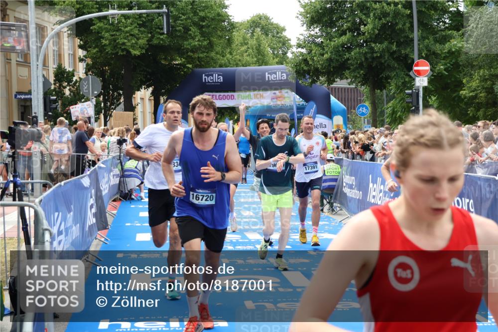 29.06.2025 - hella hamburg halbmarathon Zöllner http://msf.ph/oto/8187001 29.06.2025 10:43:30 Ziel 2653, 3928, 5124, 5436, 5506, 7635, 8664, 9931, 10237, 10246, 11648, 13348, 16338, 16720, 17391, 18513, 18810, 18942, 18987, 19009, 19051 meine-sportfotos.de