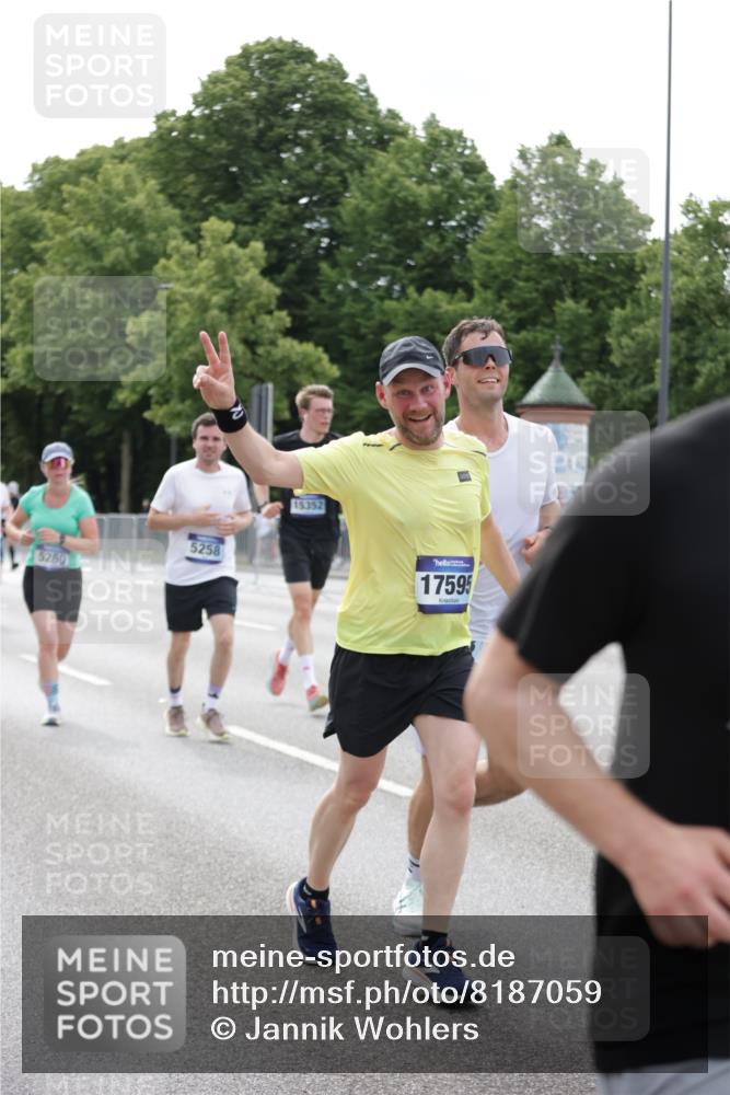 29.06.2025 - hella hamburg halbmarathon Jannik Wohlers http://msf.ph/oto/8187059 29.06.2025 10:23:37 Lombardsbrücke 1389, 1444, 1545, 2489, 3013, 3185, 3579, 4122, 4597, 4990, 4993, 5039, 5055, 5258, 5260, 5358, 5661, 5954, 7013, 7426, 8141, 8149, 8502, 8717, 9217, 9603, 11044, 11306, 11347, 11415, 14433, 14439, 15352, 15456, 17262, 17414, 17513, 17595, 18091, 18210, 18745, 18998, 19017 meine-sportfotos.de