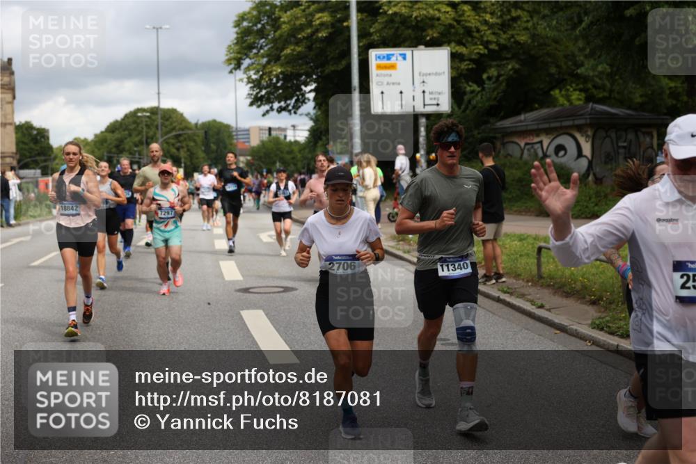 29.06.2025 - hella hamburg halbmarathon Yannick Fuchs http://msf.ph/oto/8187081 29.06.2025 10:43:40 20KM 1094, 1342, 1476, 2013, 2504, 2516, 2592, 2596, 2706, 2878, 2889, 2937, 3060, 3692, 4017, 4832, 5460, 5978, 6115, 6158, 7297, 7332, 7657, 8112, 8437, 9038, 9126, 9200, 9463, 9491, 9597, 9619, 9695, 9723, 9924, 9965, 10189, 11340, 11519, 11819, 11977, 12035, 12271, 12670, 13233, 13688, 13690, 14526, 14838, 15422, 15519, 15523, 16114, 16653, 16731, 16738, 16843, 16891, 17753, 17908, 18058, 18842, 18926, 18960, 19109 meine-sportfotos.de