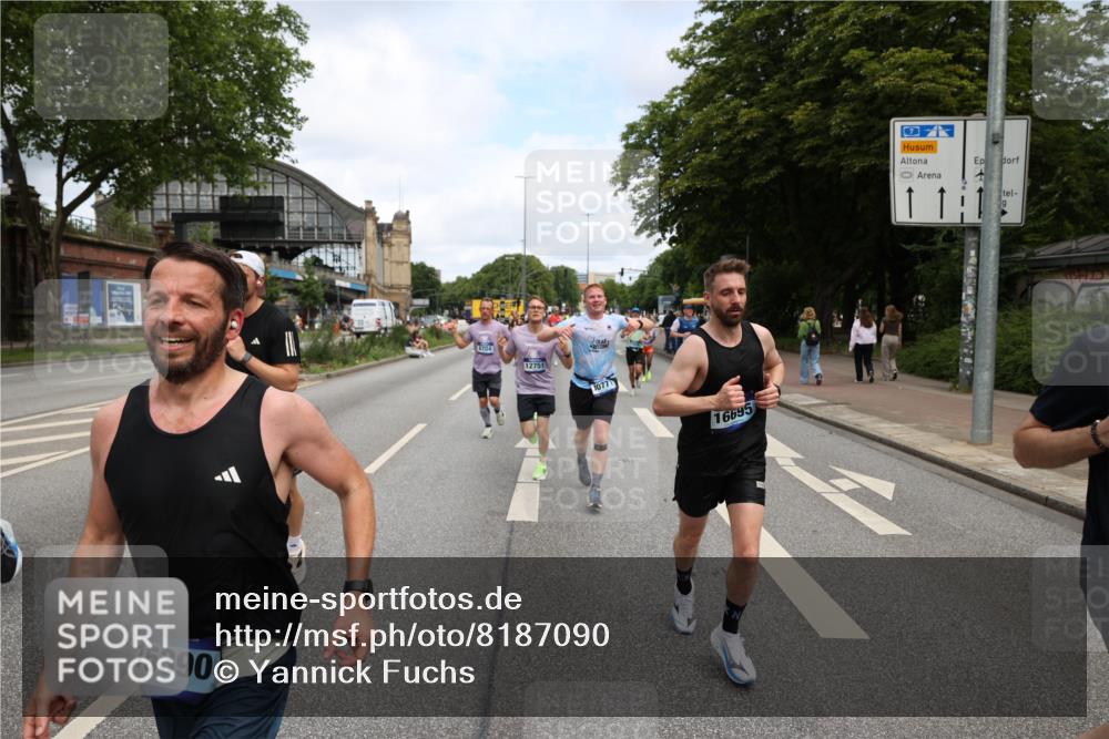 29.06.2025 - hella hamburg halbmarathon Yannick Fuchs http://msf.ph/oto/8187090 29.06.2025 10:30:05 20KM 57, 1344, 1889, 4050, 4740, 4944, 5269, 5554, 6704, 7466, 7867, 8901, 10771, 11559, 11898, 12044, 12751, 13798, 14629, 14841, 15390, 15391, 15931, 16177, 16695, 16811, 16964, 17022, 17643, 17826, 18183, 18220, 18237 meine-sportfotos.de