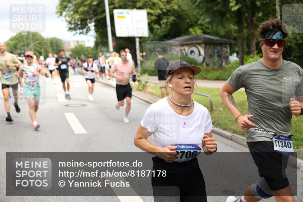 29.06.2025 - hella hamburg halbmarathon Yannick Fuchs http://msf.ph/oto/8187178 29.06.2025 10:43:41 20KM 1342, 1476, 2013, 2504, 2516, 2592, 2596, 2706, 2878, 2889, 2937, 3060, 3692, 4017, 4832, 5460, 5978, 6115, 6158, 7100, 7297, 7332, 7657, 8112, 8437, 9038, 9126, 9200, 9463, 9491, 9597, 9619, 9695, 9723, 9924, 9965, 10189, 11340, 11519, 11819, 11977, 12035, 12271, 12670, 13233, 13688, 13690, 14526, 14838, 15422, 15519, 15523, 16114, 16653, 16731, 16738, 16843, 16877, 16891, 17753, 17908, 18058, 18842, 18926, 18960, 19109 meine-sportfotos.de