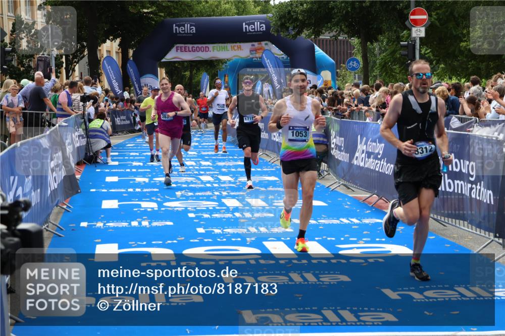29.06.2025 - hella hamburg halbmarathon Zöllner http://msf.ph/oto/8187183 29.06.2025 10:33:42 Ziel 1053, 1396, 2836, 8312, 12595, 14975, 16755, 17191 meine-sportfotos.de