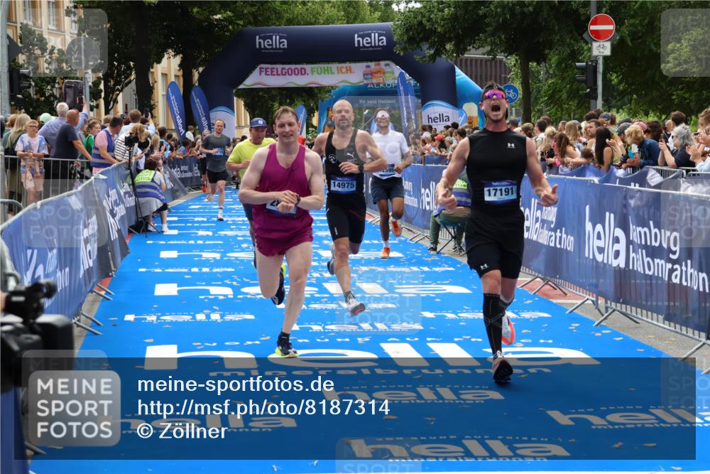 29.06.2025 - hella hamburg halbmarathon Zöllner http://msf.ph/oto/8187314 29.06.2025 10:33:44 Ziel 1053, 1396, 2836, 4246, 5193, 12595, 14975, 16755, 17191 meine-sportfotos.de