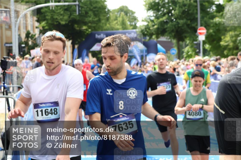29.06.2025 - hella hamburg halbmarathon Zöllner http://msf.ph/oto/8187388 29.06.2025 10:43:40 Ziel 3116, 4080, 4318, 9114, 12623, 13421, 13996, 14484, 14690, 15328, 15932, 17912, 18449, 18775, 19229 meine-sportfotos.de