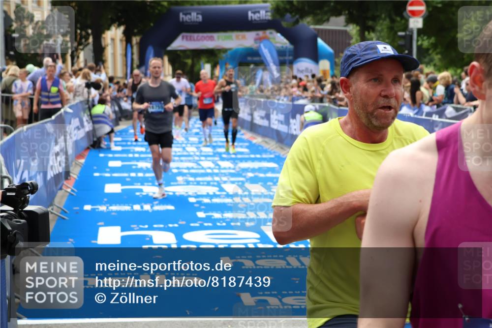 29.06.2025 - hella hamburg halbmarathon Zöllner http://msf.ph/oto/8187439 29.06.2025 10:33:48 Ziel 1743, 2228, 2243, 2746, 4246, 5193, 13771, 14310, 14466, 16243, 16755 meine-sportfotos.de