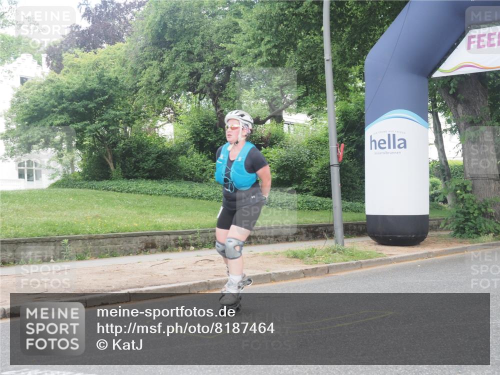 29.06.2025 - hella hamburg halbmarathon KatJ http://msf.ph/oto/8187464 29.06.2025 09:25:24 Zwischen KM18-KM19  meine-sportfotos.de