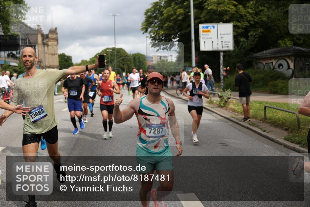 29.06.2025 - hella hamburg halbmarathon Yannick Fuchs http://msf.ph/oto/8187481 29.06.2025 10:43:42 20KM 1342, 1476, 2013, 2504, 2516, 2592, 2596, 2706, 2878, 2889, 2937, 3060, 3562, 3692, 4017, 4832, 5460, 5978, 6115, 6158, 7100, 7297, 7332, 7657, 8112, 8437, 9038, 9126, 9200, 9463, 9491, 9597, 9619, 9695, 9723, 9924, 9965, 10189, 11340, 11519, 11819, 11977, 12035, 12271, 12670, 13233, 13688, 13690, 13976, 14526, 14838, 15422, 15519, 15523, 16114, 16653, 16731, 16738, 16843, 16877, 16891, 17753, 17908, 18058, 18350, 18842, 18926, 18960, 19109 meine-sportfotos.de