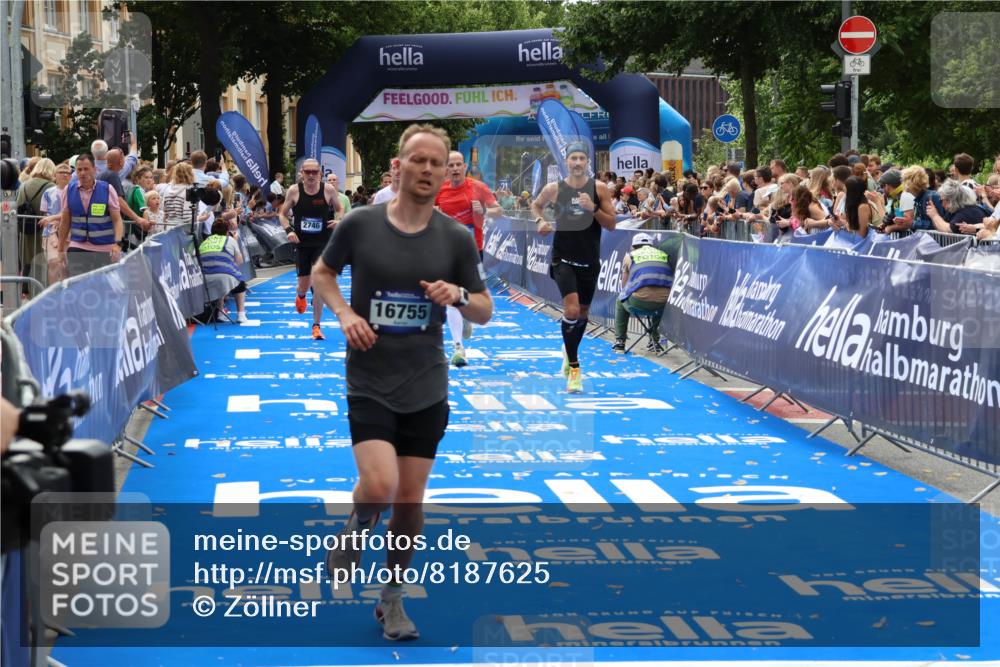29.06.2025 - hella hamburg halbmarathon Zöllner http://msf.ph/oto/8187625 29.06.2025 10:33:50 Ziel 1743, 2228, 2243, 2746, 4246, 5193, 13771, 14310, 14466, 16243, 16755 meine-sportfotos.de