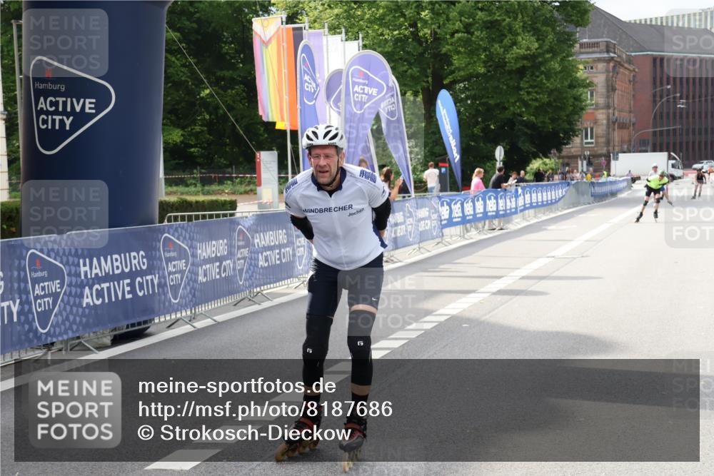 29.06.2025 - hella hamburg halbmarathon Strokosch-Dieckow http://msf.ph/oto/8187686 29.06.2025 09:28:12 Ziel 20228, 20379 meine-sportfotos.de