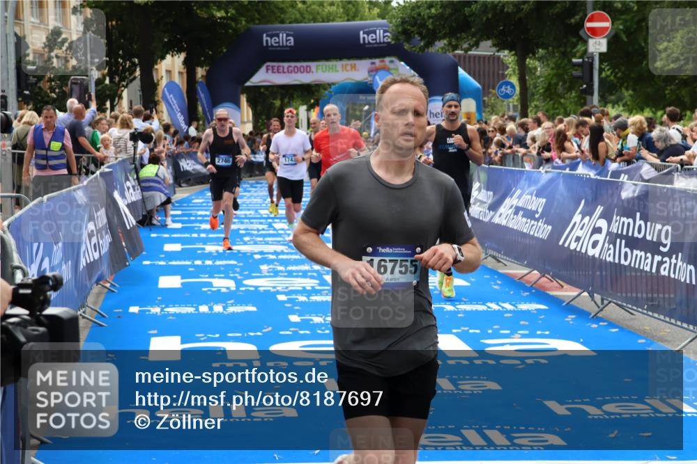 29.06.2025 - hella hamburg halbmarathon Zöllner http://msf.ph/oto/8187697 29.06.2025 10:33:50 Ziel 1743, 2228, 2243, 2746, 4246, 5193, 13771, 14310, 14466, 16243, 16755 meine-sportfotos.de
