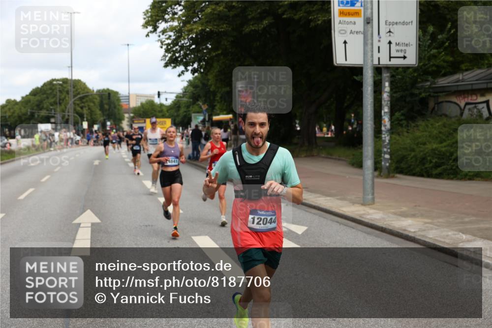 29.06.2025 - hella hamburg halbmarathon Yannick Fuchs http://msf.ph/oto/8187706 29.06.2025 10:30:20 20KM 1344, 1889, 3843, 4050, 4062, 4944, 6032, 10384, 10877, 12044, 12462, 12514, 13252, 13798, 14789, 14841, 15415, 15701, 15931, 15959, 16123, 18237, 18259, 18841 meine-sportfotos.de