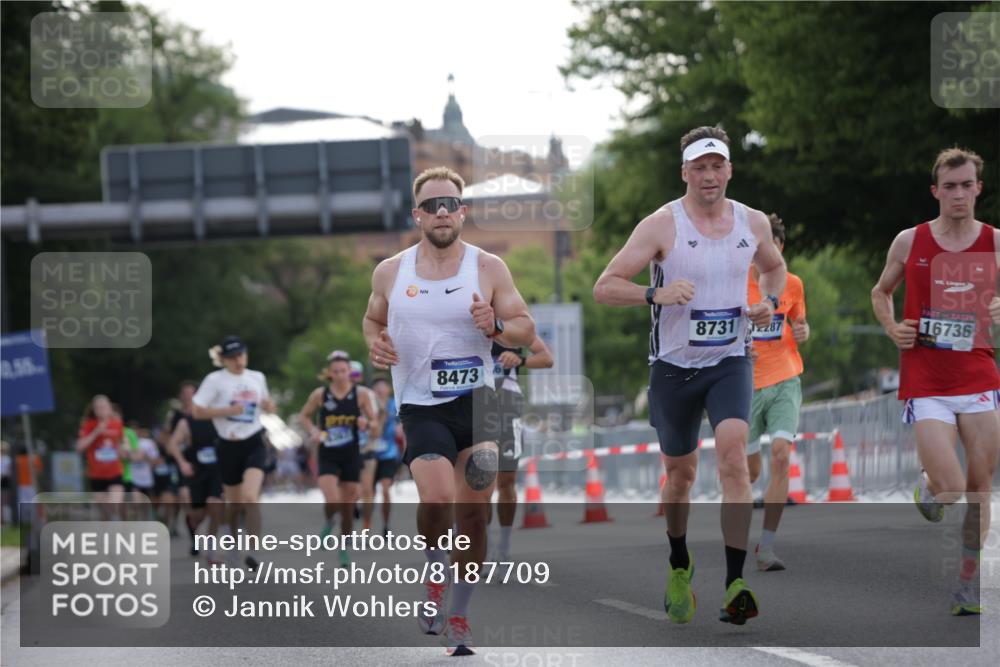 29.06.2025 - hella hamburg halbmarathon Jannik Wohlers http://msf.ph/oto/8187709 29.06.2025 09:44:19 Lombardsbrücke 1065, 2021, 3075, 3845, 3968, 4678, 7349, 8473, 8731, 12287, 12337, 12369, 13779, 13956, 15268, 15576, 15583, 15880, 16736, 17354, 18567, 18699, 19114 meine-sportfotos.de