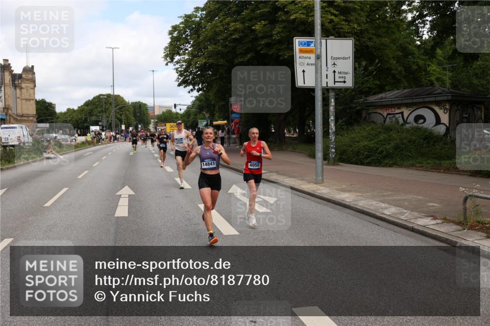 29.06.2025 - hella hamburg halbmarathon Yannick Fuchs http://msf.ph/oto/8187780 29.06.2025 10:30:21 20KM 1889, 3843, 4050, 4062, 6032, 10384, 10877, 12044, 12462, 12514, 13252, 13798, 14789, 14841, 15415, 15701, 15931, 15959, 16123, 18259, 18841 meine-sportfotos.de