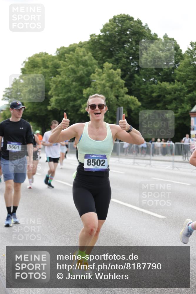 29.06.2025 - hella hamburg halbmarathon Jannik Wohlers http://msf.ph/oto/8187790 29.06.2025 10:23:40 Lombardsbrücke 1389, 1444, 3013, 3185, 3579, 4122, 4597, 4684, 4990, 4993, 5039, 5258, 5260, 5661, 5954, 7013, 7426, 7920, 8141, 8149, 8187, 8502, 8717, 9217, 9603, 11306, 11347, 11415, 14433, 14439, 15352, 15456, 17147, 17262, 17414, 17513, 17595, 18132, 18210, 18745, 18998 meine-sportfotos.de