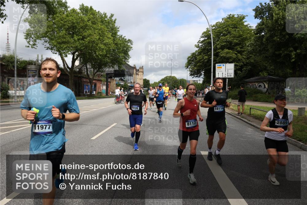 29.06.2025 - hella hamburg halbmarathon Yannick Fuchs http://msf.ph/oto/8187840 29.06.2025 10:43:44 20KM 1342, 1476, 2013, 2504, 2516, 2592, 2596, 2706, 2878, 2889, 2937, 3060, 3543, 3562, 3692, 4017, 4832, 5460, 5978, 6115, 6158, 7100, 7297, 7332, 7657, 8112, 8437, 8454, 9038, 9126, 9200, 9463, 9491, 9597, 9619, 9695, 9723, 9924, 9965, 10189, 11339, 11340, 11519, 11819, 11977, 12035, 12271, 12670, 13159, 13233, 13688, 13690, 13976, 14526, 14838, 15519, 15523, 16114, 16653, 16731, 16738, 16843, 16877, 16891, 17001, 17753, 17908, 18058, 18350, 18842, 18926, 18960, 19109 meine-sportfotos.de