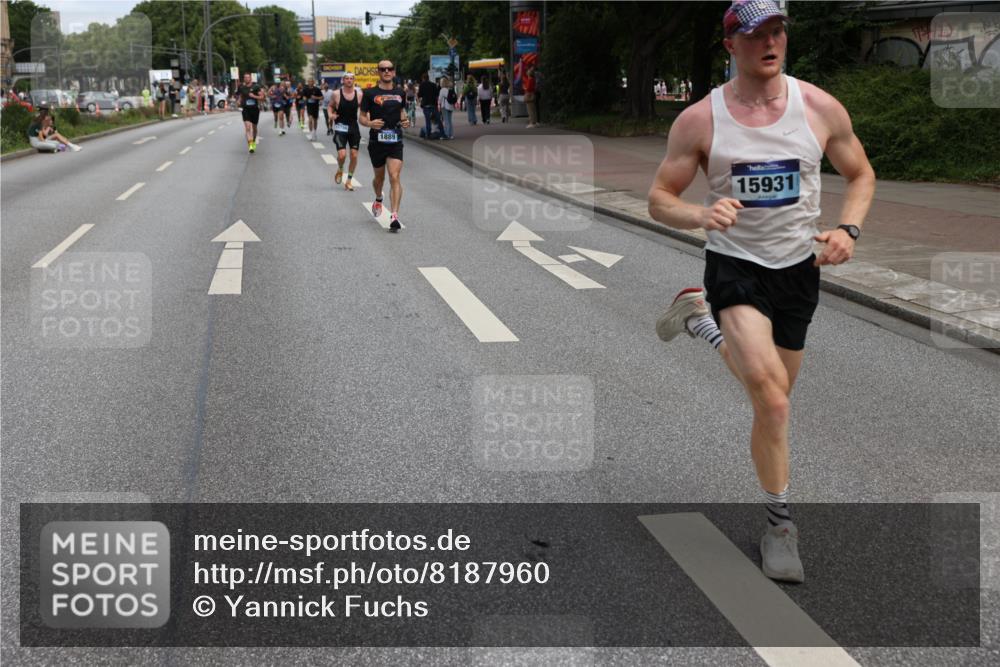 29.06.2025 - hella hamburg halbmarathon Yannick Fuchs http://msf.ph/oto/8187960 29.06.2025 10:30:23 20KM 1889, 3843, 4050, 4062, 6032, 10384, 10477, 10877, 12044, 12462, 12514, 13252, 13798, 14789, 14841, 15415, 15701, 15931, 15959, 16119, 16123, 17612, 18259, 18841 meine-sportfotos.de