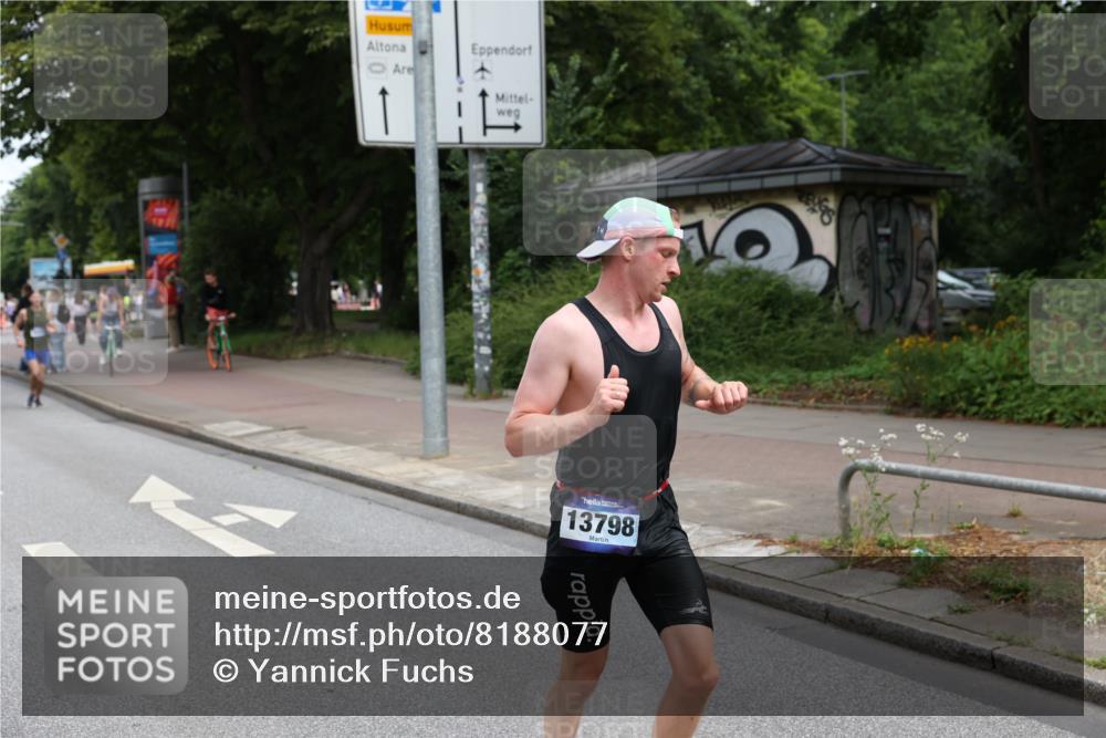 29.06.2025 - hella hamburg halbmarathon Yannick Fuchs http://msf.ph/oto/8188077 29.06.2025 10:30:27 20KM 1889, 3843, 4050, 4062, 6032, 10384, 10477, 10877, 12462, 12514, 13252, 13419, 13798, 14789, 14841, 15161, 15415, 15701, 15931, 15959, 16119, 16123, 17612, 18259, 18841 meine-sportfotos.de
