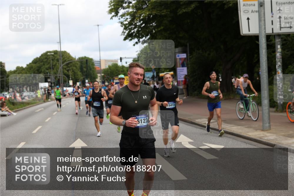 29.06.2025 - hella hamburg halbmarathon Yannick Fuchs http://msf.ph/oto/8188207 29.06.2025 10:30:30 20KM 1889, 3843, 4062, 6032, 10384, 10477, 10877, 12462, 12514, 13252, 13343, 13419, 13798, 14789, 14875, 15161, 15415, 15701, 15931, 15959, 16119, 16123, 17612, 18259, 18841 meine-sportfotos.de