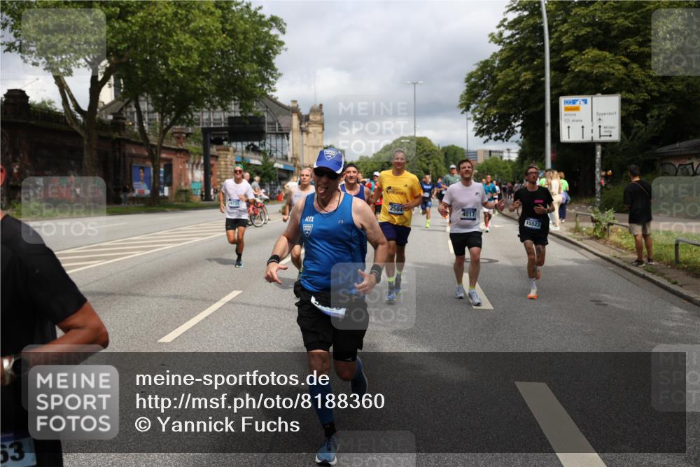 29.06.2025 - hella hamburg halbmarathon Yannick Fuchs http://msf.ph/oto/8188360 29.06.2025 10:43:46 20KM 2013, 2504, 2516, 2592, 2706, 2878, 2889, 2937, 3060, 3543, 3562, 3692, 4017, 4832, 5460, 5978, 6115, 6158, 7100, 7297, 7332, 7657, 8112, 8437, 8454, 8813, 9038, 9126, 9200, 9463, 9491, 9597, 9619, 9695, 9723, 9924, 9965, 10189, 11339, 11340, 11519, 11819, 11977, 12035, 12271, 12670, 13159, 13233, 13688, 13690, 13976, 14526, 14838, 15519, 15523, 15966, 16114, 16653, 16731, 16738, 16843, 16877, 16891, 17001, 17753, 17908, 18058, 18350, 18842, 18926, 18960, 19109 meine-sportfotos.de