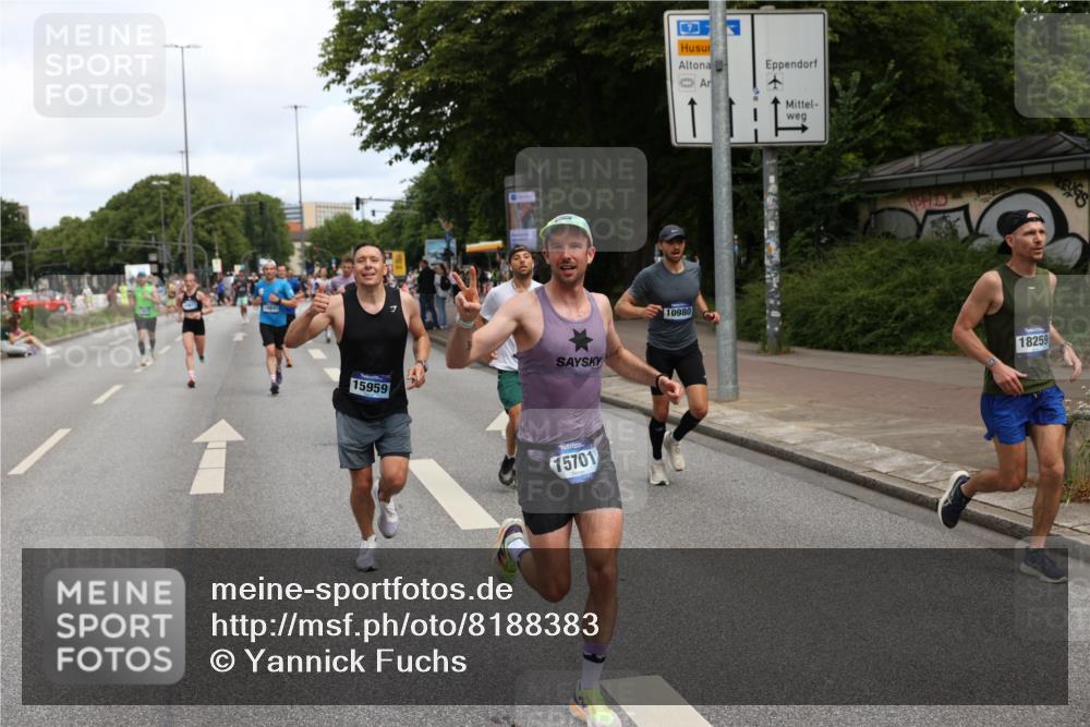 29.06.2025 - hella hamburg halbmarathon Yannick Fuchs http://msf.ph/oto/8188383 29.06.2025 10:30:32 20KM 1889, 3843, 4062, 6032, 10384, 10477, 10877, 12447, 12462, 12488, 12514, 13252, 13343, 13419, 13798, 14789, 14875, 15161, 15415, 15701, 15959, 16119, 16123, 17612, 17691, 18259, 18841 meine-sportfotos.de