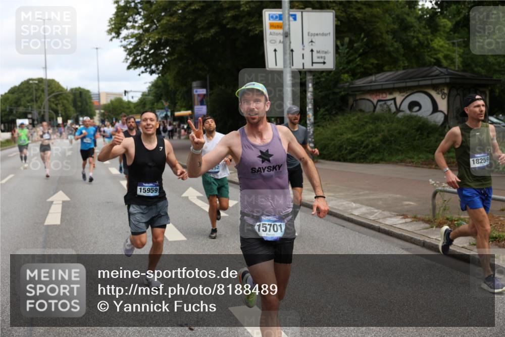 29.06.2025 - hella hamburg halbmarathon Yannick Fuchs http://msf.ph/oto/8188489 29.06.2025 10:30:32 20KM 1889, 3843, 4062, 6032, 10384, 10477, 10877, 12447, 12462, 12488, 12514, 13252, 13343, 13419, 13798, 14789, 14875, 15161, 15415, 15701, 15959, 16119, 16123, 17612, 17691, 18259, 18841 meine-sportfotos.de