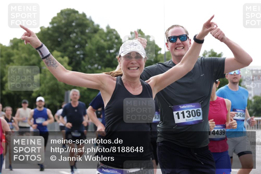 29.06.2025 - hella hamburg halbmarathon Jannik Wohlers http://msf.ph/oto/8188648 29.06.2025 10:23:47 Lombardsbrücke 1005, 1009, 1389, 1444, 2132, 3013, 3185, 3285, 3579, 4597, 4684, 4719, 4993, 5039, 5258, 5260, 5954, 6524, 6526, 7013, 7426, 7528, 7920, 8167, 8187, 8297, 9063, 11306, 11347, 12210, 13711, 14433, 14439, 14824, 15352, 15456, 16345, 16861, 17147, 17262, 17414, 17559, 17560, 17595, 18109, 18132, 18210 meine-sportfotos.de
