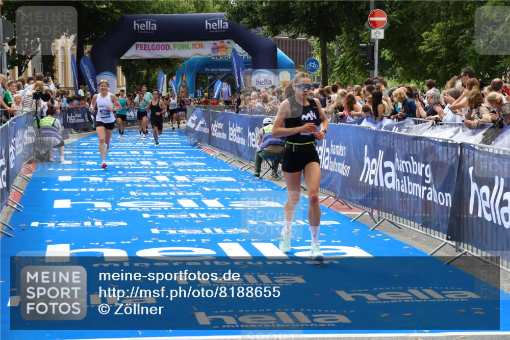 29.06.2025 - hella hamburg halbmarathon Zöllner http://msf.ph/oto/8188655 29.06.2025 10:33:58 Ziel 9519, 10865, 15500 meine-sportfotos.de