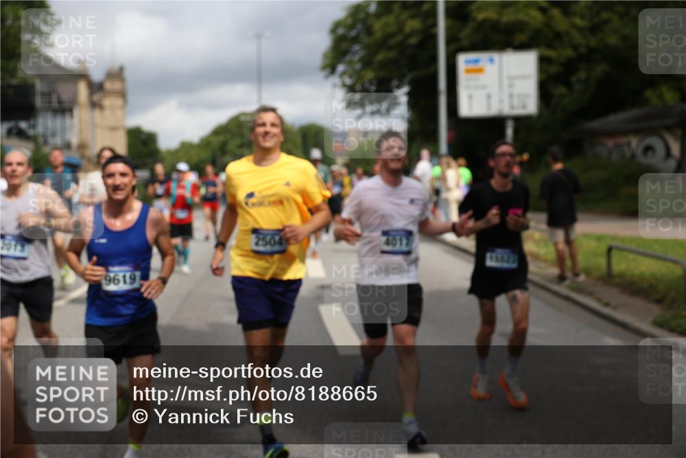 29.06.2025 - hella hamburg halbmarathon Yannick Fuchs http://msf.ph/oto/8188665 29.06.2025 10:43:46 20KM 2013, 2504, 2516, 2592, 2706, 2878, 2889, 2937, 3060, 3543, 3562, 3692, 4017, 4832, 5460, 5978, 6115, 6158, 7100, 7297, 7332, 7657, 8112, 8437, 8454, 8813, 9038, 9126, 9200, 9463, 9491, 9597, 9619, 9695, 9723, 9924, 9965, 10189, 11339, 11340, 11519, 11819, 11977, 12035, 12271, 12670, 13159, 13233, 13688, 13690, 13976, 14526, 14838, 15519, 15523, 15966, 16114, 16653, 16731, 16738, 16843, 16877, 16891, 17001, 17753, 17908, 18058, 18350, 18842, 18926, 18960, 19109 meine-sportfotos.de