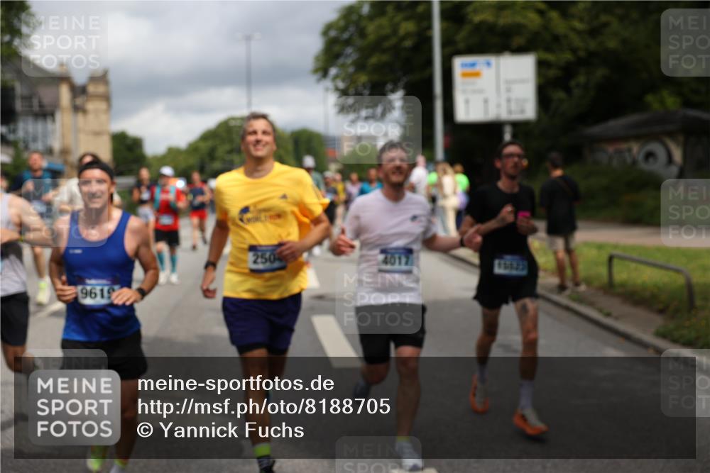 29.06.2025 - hella hamburg halbmarathon Yannick Fuchs http://msf.ph/oto/8188705 29.06.2025 10:43:46 20KM 2013, 2504, 2516, 2592, 2706, 2878, 2889, 2937, 3060, 3543, 3562, 3692, 4017, 4832, 5460, 5978, 6115, 6158, 7100, 7297, 7332, 7657, 8112, 8437, 8454, 8813, 9038, 9126, 9200, 9463, 9491, 9597, 9619, 9695, 9723, 9924, 9965, 10189, 11339, 11340, 11519, 11819, 11977, 12035, 12271, 12670, 13159, 13233, 13688, 13690, 13976, 14526, 14838, 15519, 15523, 15966, 16114, 16653, 16731, 16738, 16843, 16877, 16891, 17001, 17753, 17908, 18058, 18350, 18842, 18926, 18960, 19109 meine-sportfotos.de