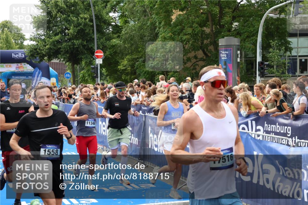 29.06.2025 - hella hamburg halbmarathon Zöllner http://msf.ph/oto/8188715 29.06.2025 10:44:10 Ziel 1391, 1558, 2816, 3021, 4999, 5231, 6705, 9081, 9633, 10193, 10930, 11346, 13123, 16506, 16648, 16697, 17748, 17977, 18004 meine-sportfotos.de
