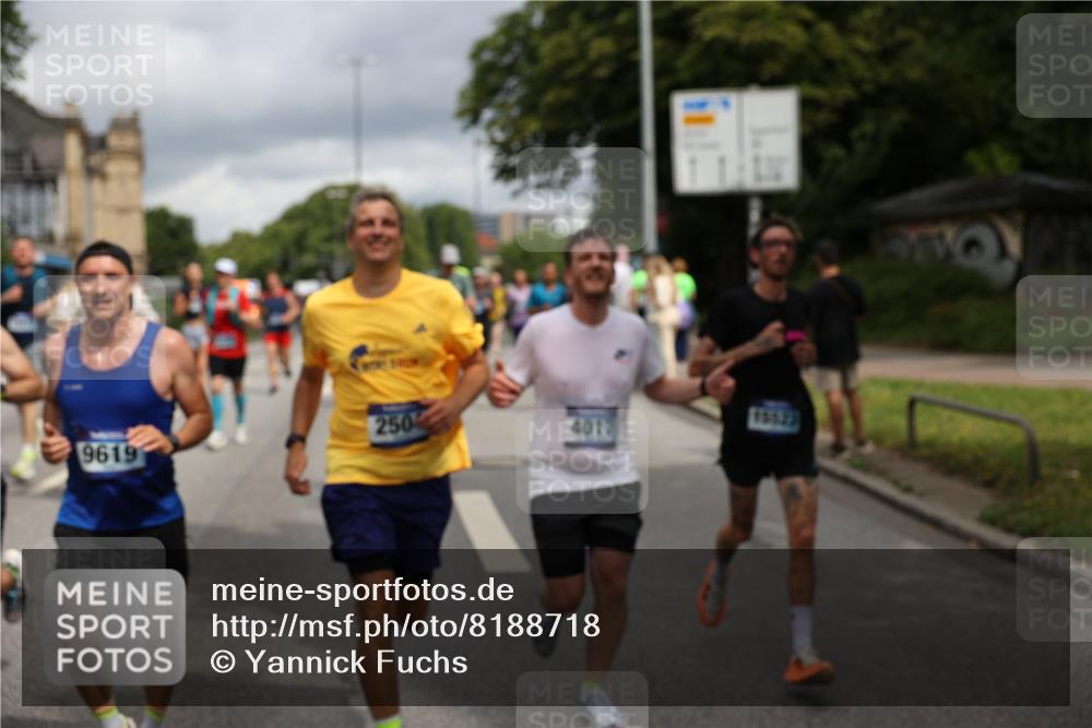 29.06.2025 - hella hamburg halbmarathon Yannick Fuchs http://msf.ph/oto/8188718 29.06.2025 10:43:47 20KM 2013, 2504, 2516, 2706, 2878, 2889, 2937, 3543, 3562, 3692, 4017, 4832, 5460, 5978, 6115, 7100, 7297, 7332, 7657, 8112, 8437, 8454, 8813, 9126, 9200, 9463, 9491, 9551, 9597, 9619, 9695, 9723, 9924, 9965, 10189, 11339, 11819, 11977, 12035, 12271, 12670, 13159, 13688, 13690, 13976, 14526, 14838, 15519, 15523, 15966, 16114, 16653, 16731, 16738, 16843, 16877, 16891, 17001, 17753, 17908, 18058, 18350, 18842, 18926, 18960, 19109 meine-sportfotos.de