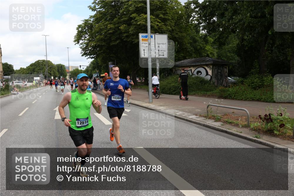 29.06.2025 - hella hamburg halbmarathon Yannick Fuchs http://msf.ph/oto/8188788 29.06.2025 10:30:37 20KM 3843, 4062, 6032, 10384, 10477, 10877, 12447, 12462, 12488, 12514, 13252, 13343, 13419, 14789, 14875, 15115, 15161, 15415, 15701, 15959, 16119, 16123, 17329, 17612, 17691, 18259, 18841 meine-sportfotos.de