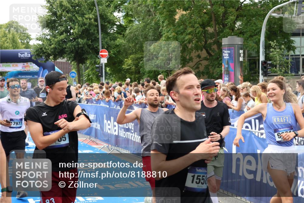 29.06.2025 - hella hamburg halbmarathon Zöllner http://msf.ph/oto/8188810 29.06.2025 10:44:11 Ziel 1391, 2816, 3021, 4999, 5231, 9633, 10193, 10930, 11346, 13123, 14686, 15280, 16506, 16648, 16697, 17748, 17977, 18004 meine-sportfotos.de