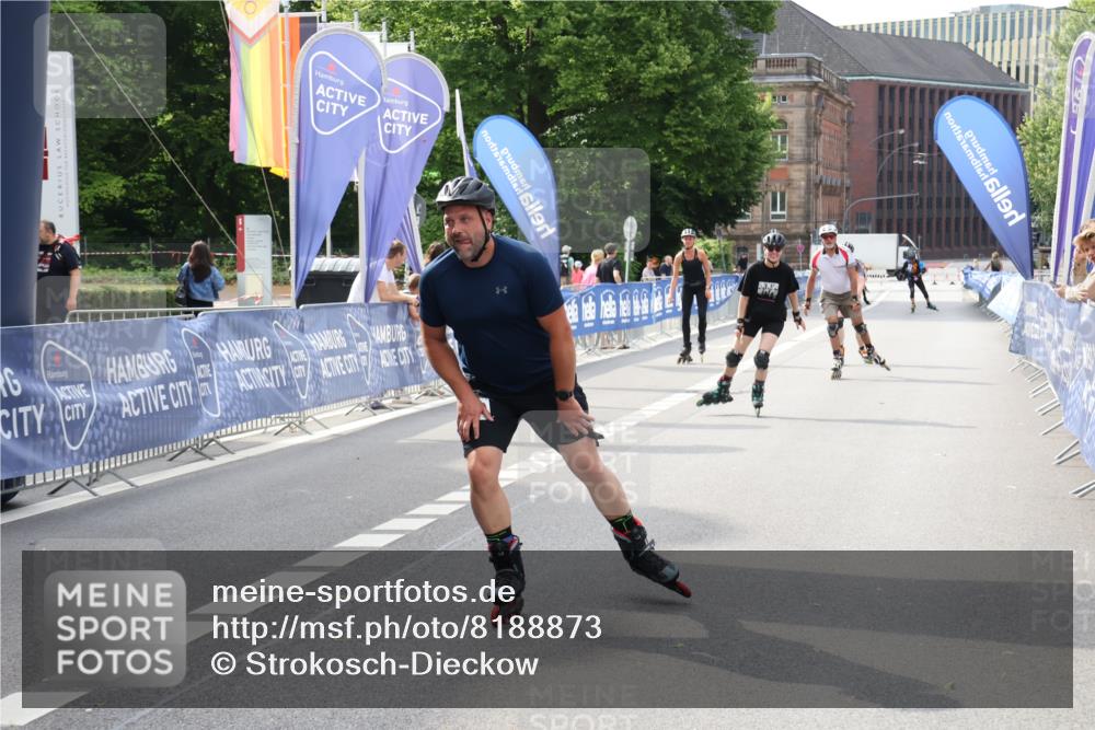 29.06.2025 - hella hamburg halbmarathon Strokosch-Dieckow http://msf.ph/oto/8188873 29.06.2025 09:29:26 Ziel 20090, 20364, 20369, 20453, 20501 meine-sportfotos.de